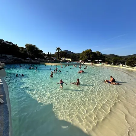 Leona 3 Et Parc Aquatique - Les Restanques Villa *